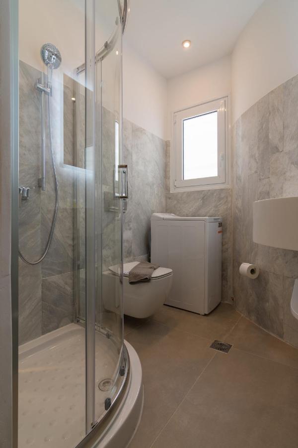 Exclusive In A Apartment